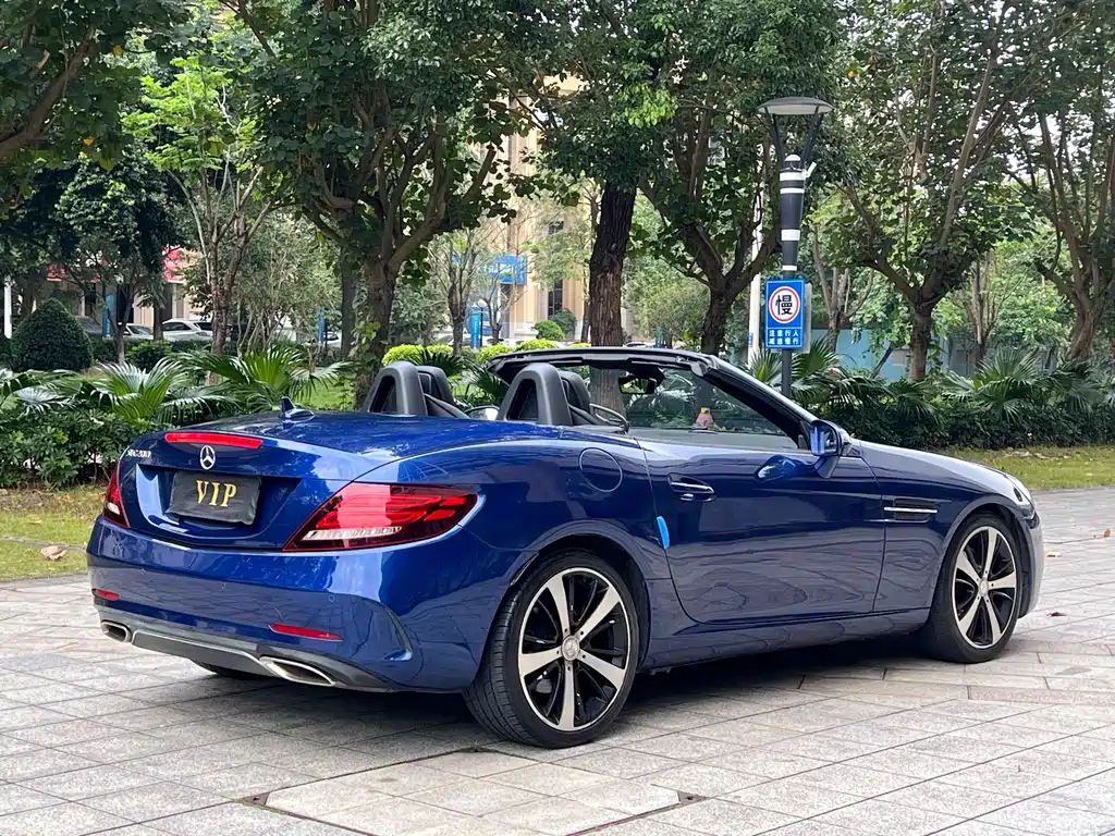 Mercedes-Benz SLC 2017 — фото 12