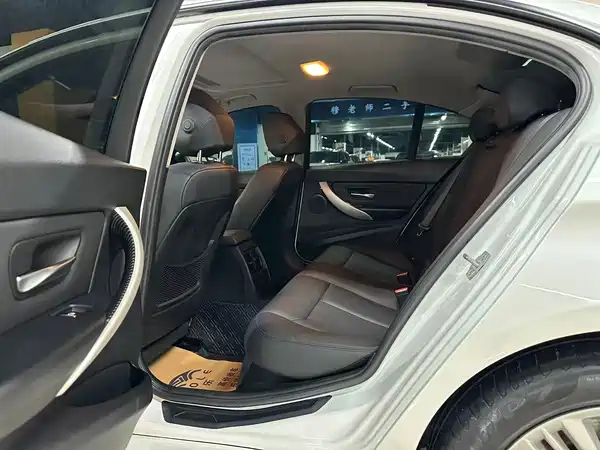 BMW 3 Series 2016