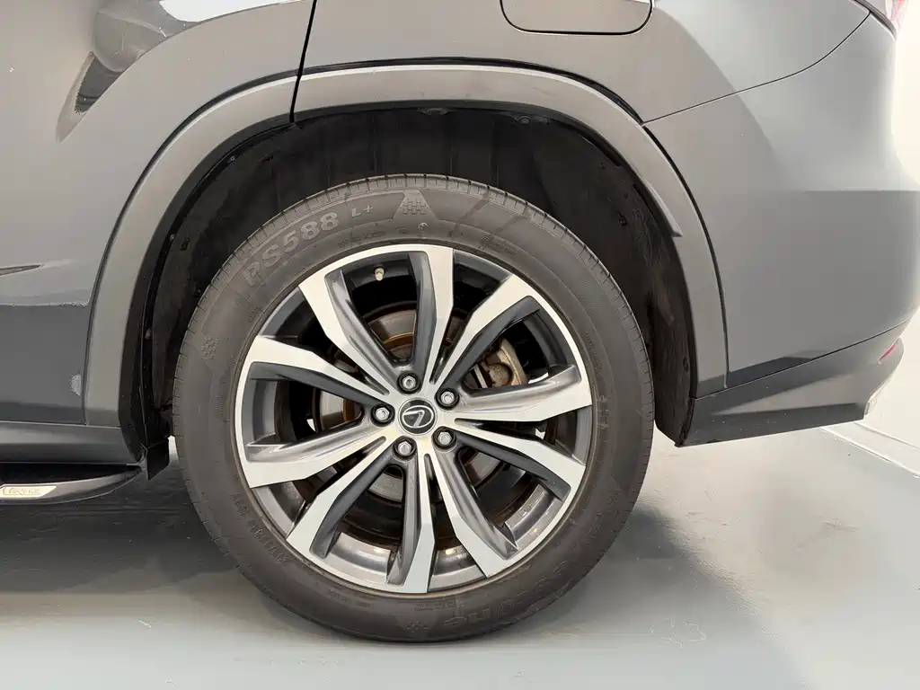 Lexus RX 2022 — фото 17