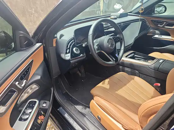 Mercedes-Benz E-Class 2025
