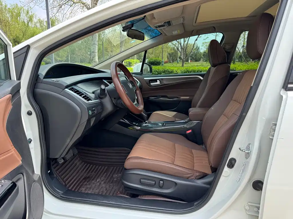 Honda Jade 2018 — фото 11