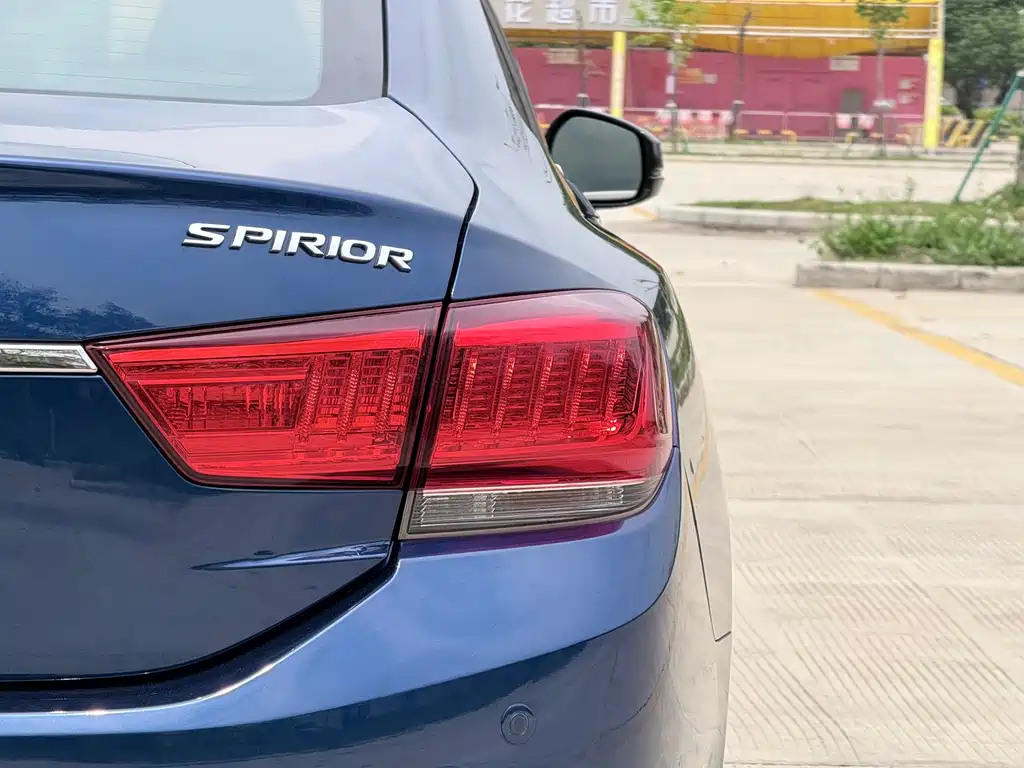 Honda Spirior 2016 — фото 23