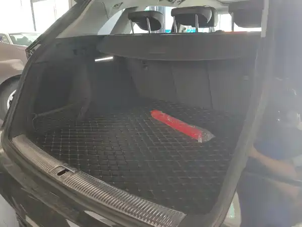 Audi Q5L 2020