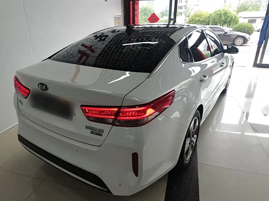 Kia K5 New Energy 2020 — фото 7