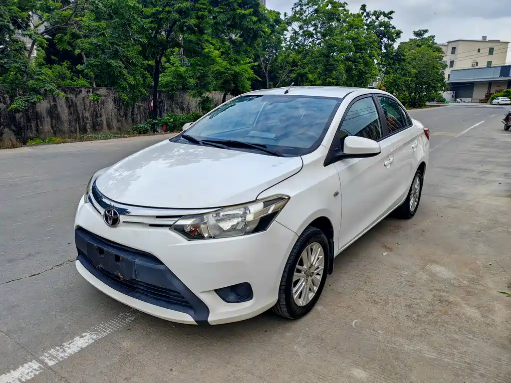 Toyota Vios 2015