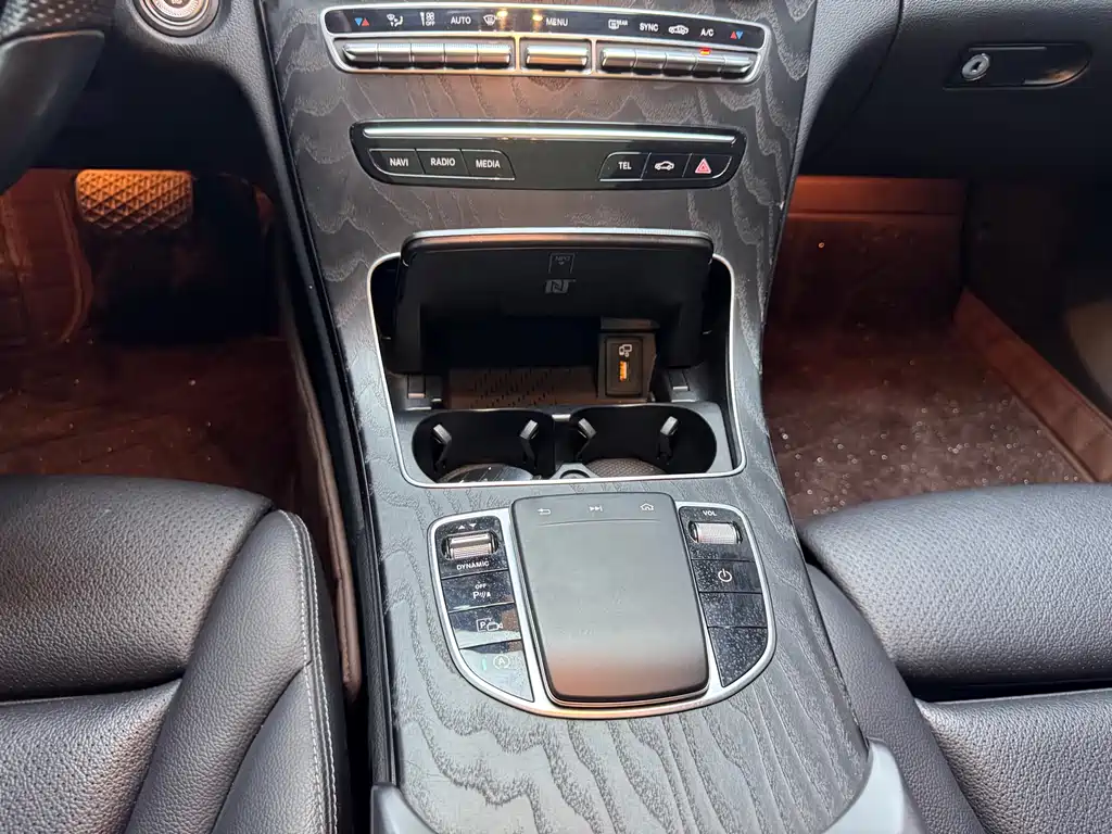 Mercedes-Benz C-Class 2020 — фото 14
