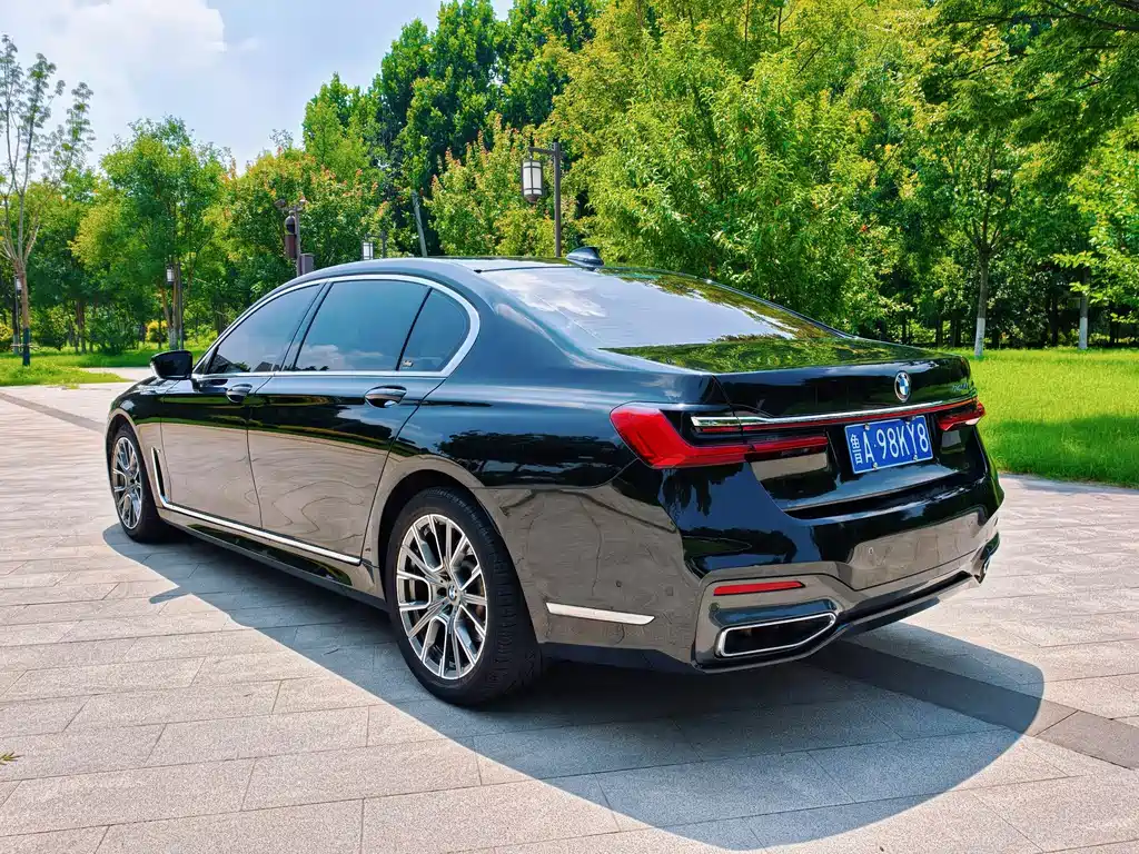 BMW 7 Series 2020 — фото 4