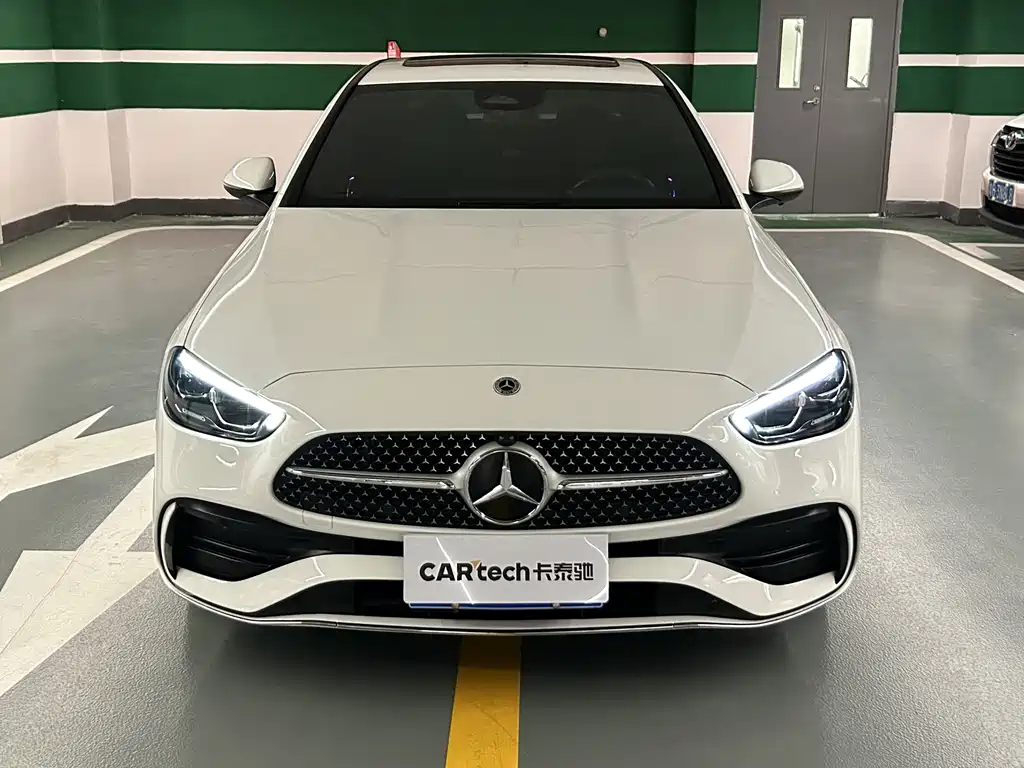 Mercedes-Benz C-Class 2022 — фото 4