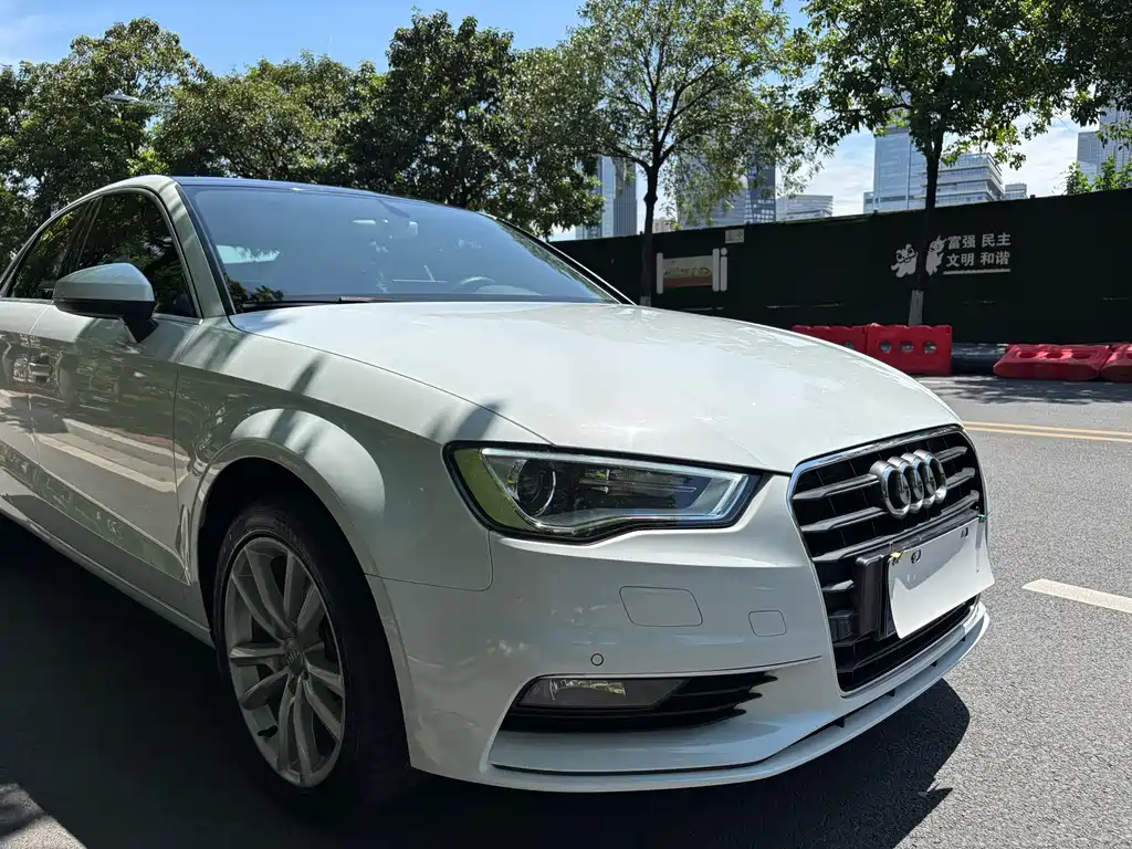 Audi A3 2015 — фото 31