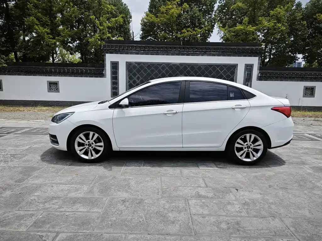 Chery Arrizo 5 2016