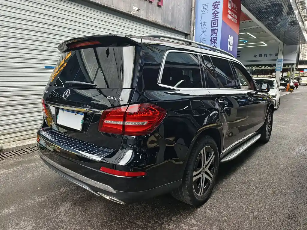 Mercedes-Benz GLS 2017 — фото 17