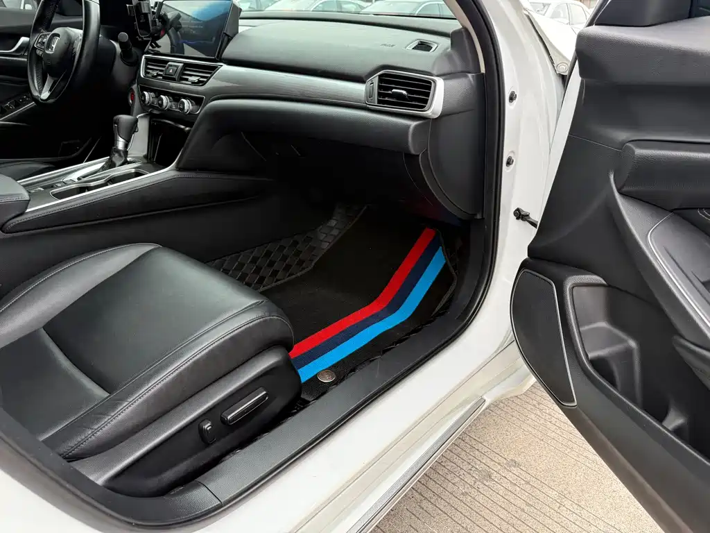 Honda Accord 2023 — фото 14