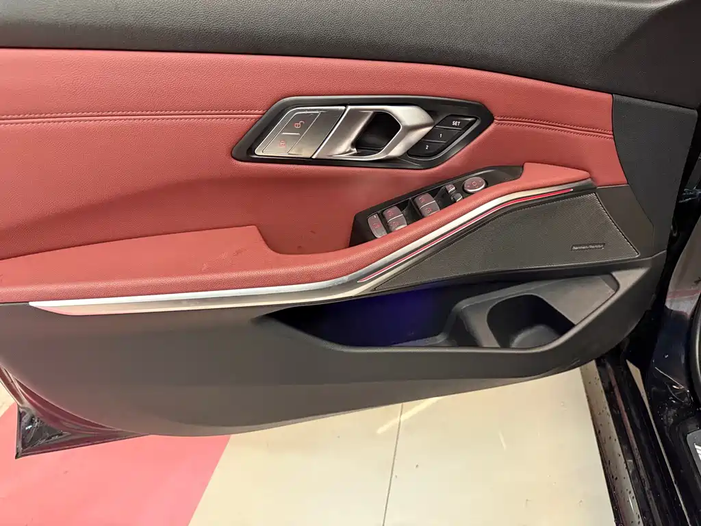 BMW 3 Series 2021 — фото 13