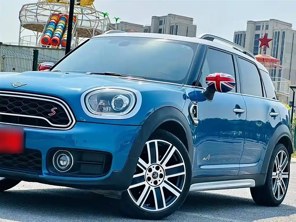 MINI Countryman 2019 — фото 14