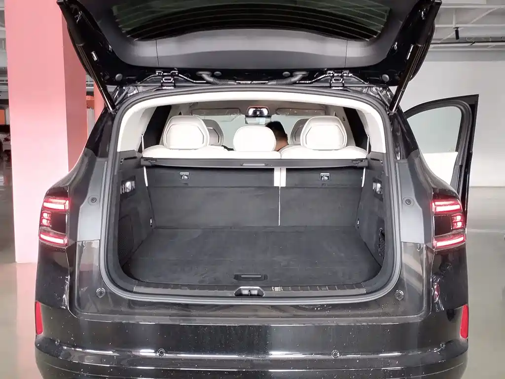 Zeekr 8X 2026 — фото 8