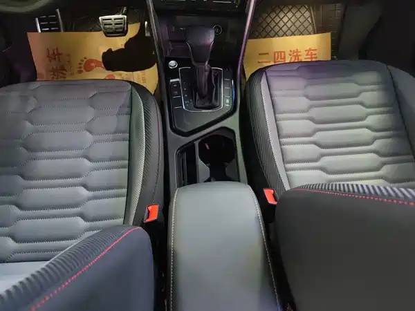 Volkswagen Tiguanx 2023