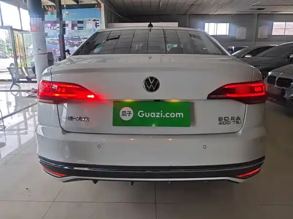 Volkswagen Bora 2024