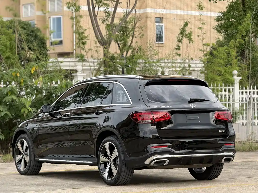 Mercedes-Benz GLC 2023 — фото 13