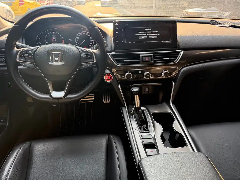 Honda Accord 2023 — фото 4