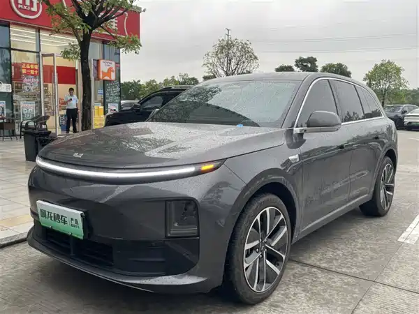 Li Auto L6 2024