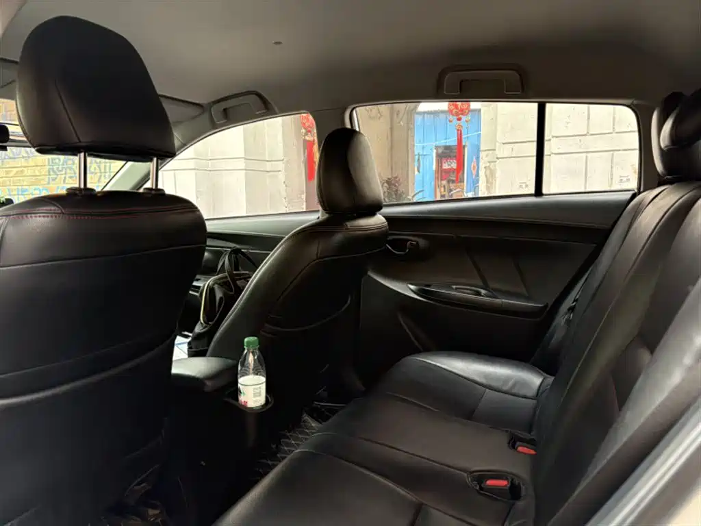 Toyota Yaris L 2019