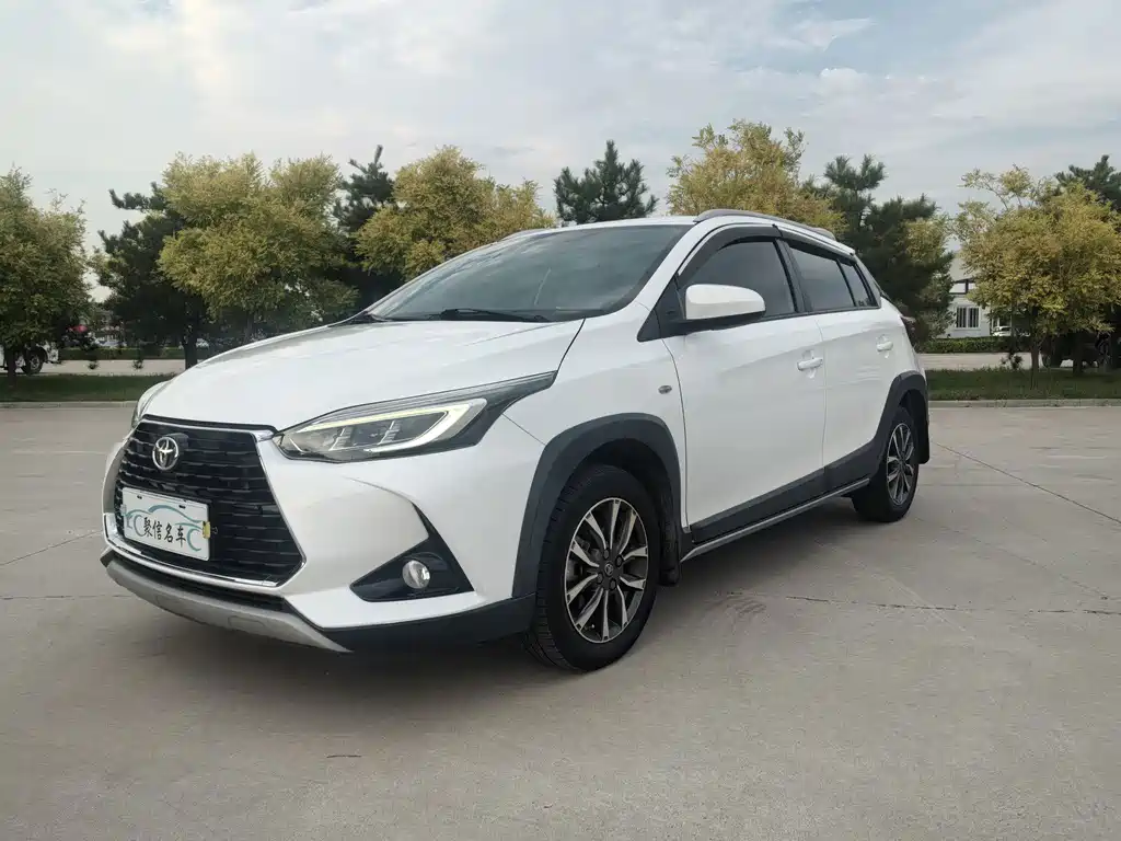 Toyota Yaris L 2020