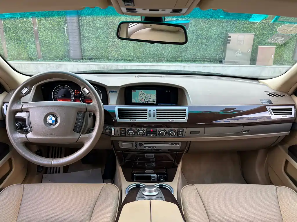 BMW 7 Series 2007 — фото 18