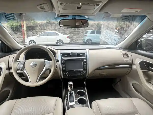 Nissan Teana 2013