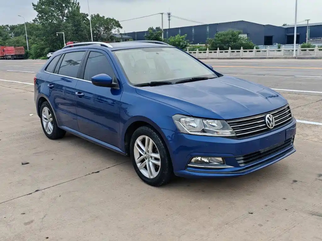 Volkswagen Gran Lavida 2015