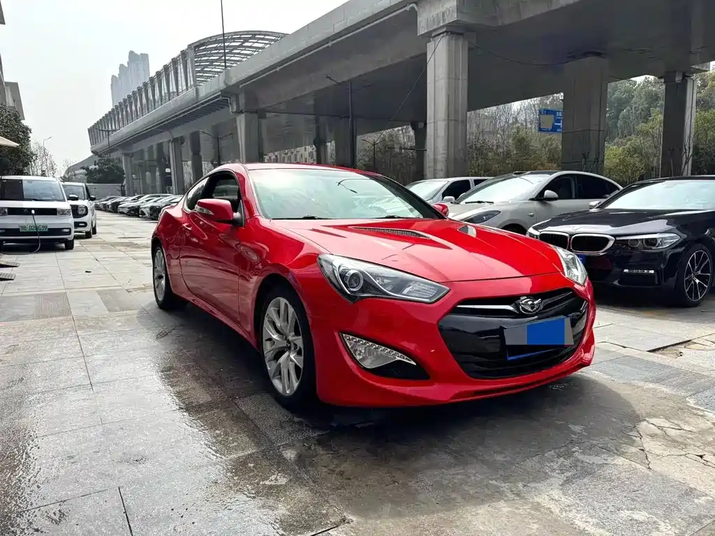 Hyundai Genesis Coupe 2014 — фото 3
