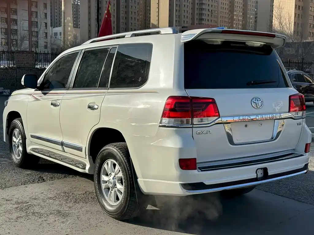 Toyota Land Cruiser 2014 — фото 7