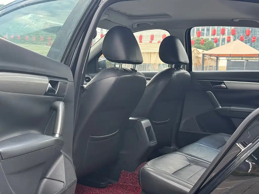 Volkswagen Lavida 2013