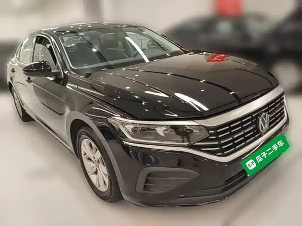 Volkswagen Passat 2025