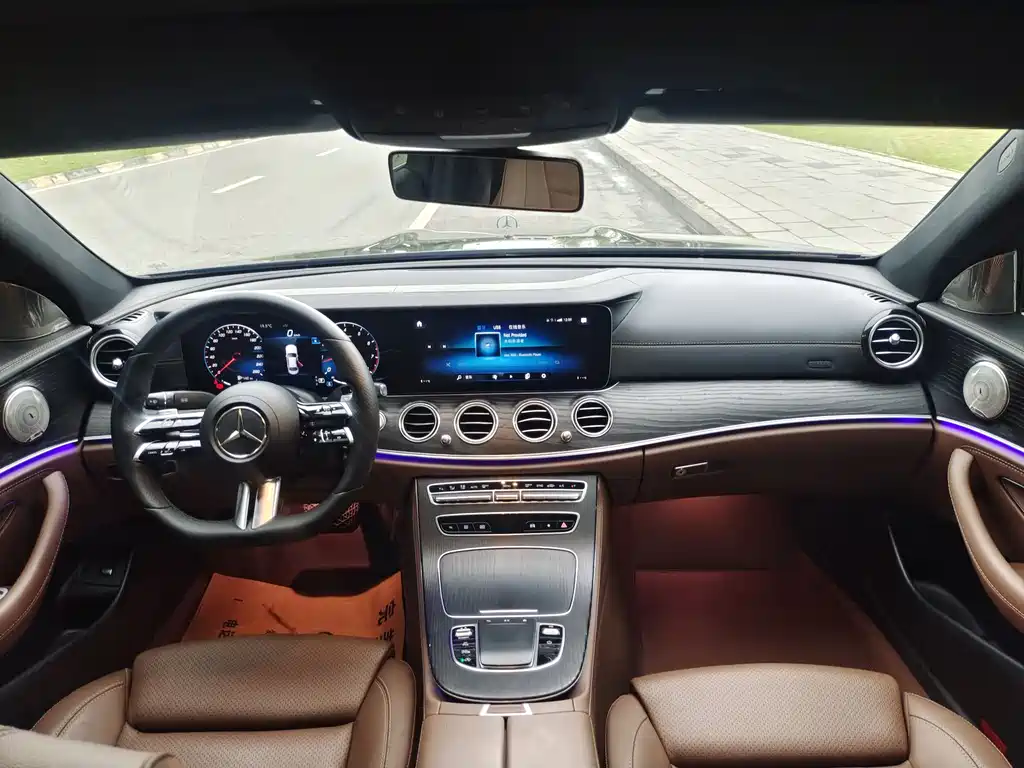 Mercedes-Benz E-Class 2021 — фото 10