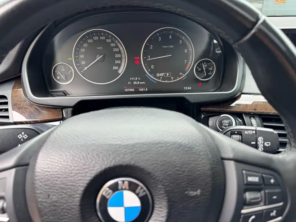BMW X5 2017 — фото 15