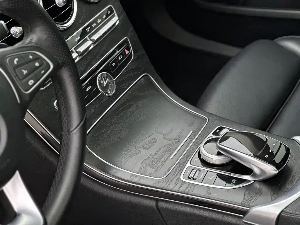 Mercedes-Benz C-Class 2018 — фото 14