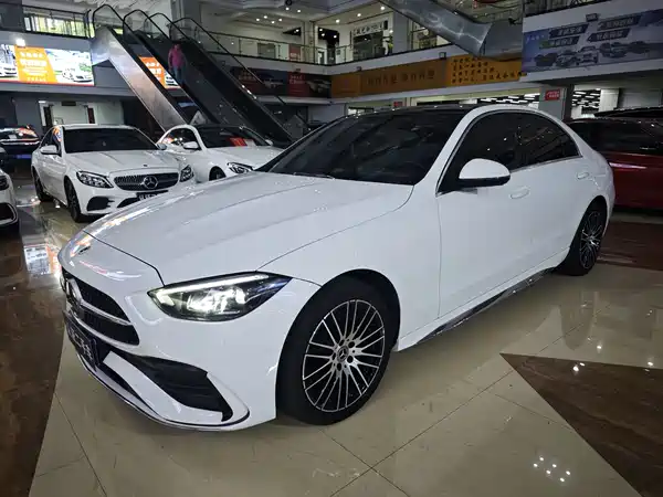 Mercedes-Benz C-Class 2022