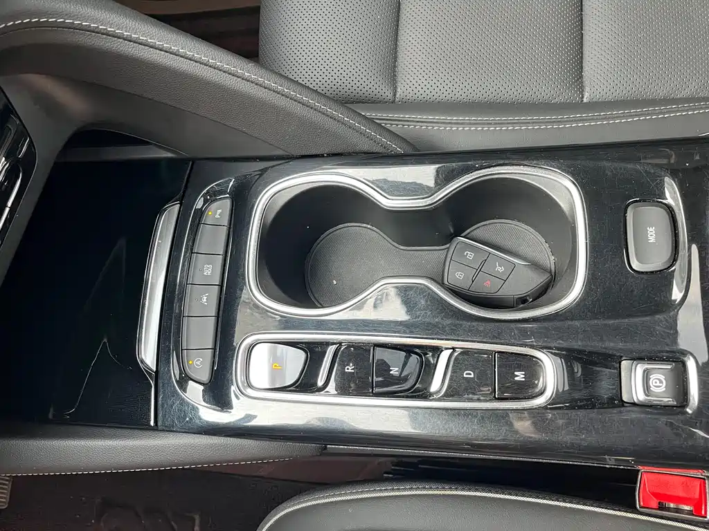 Buick Envision Plus 2023 — фото 15