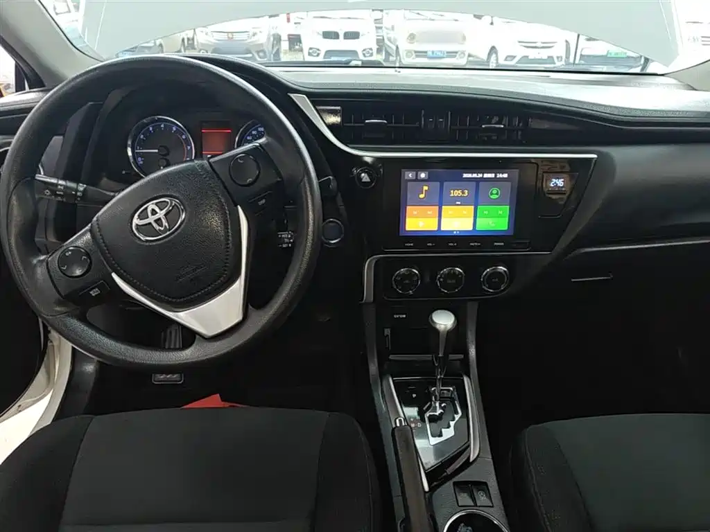 Toyota Corolla 2019 — фото 10