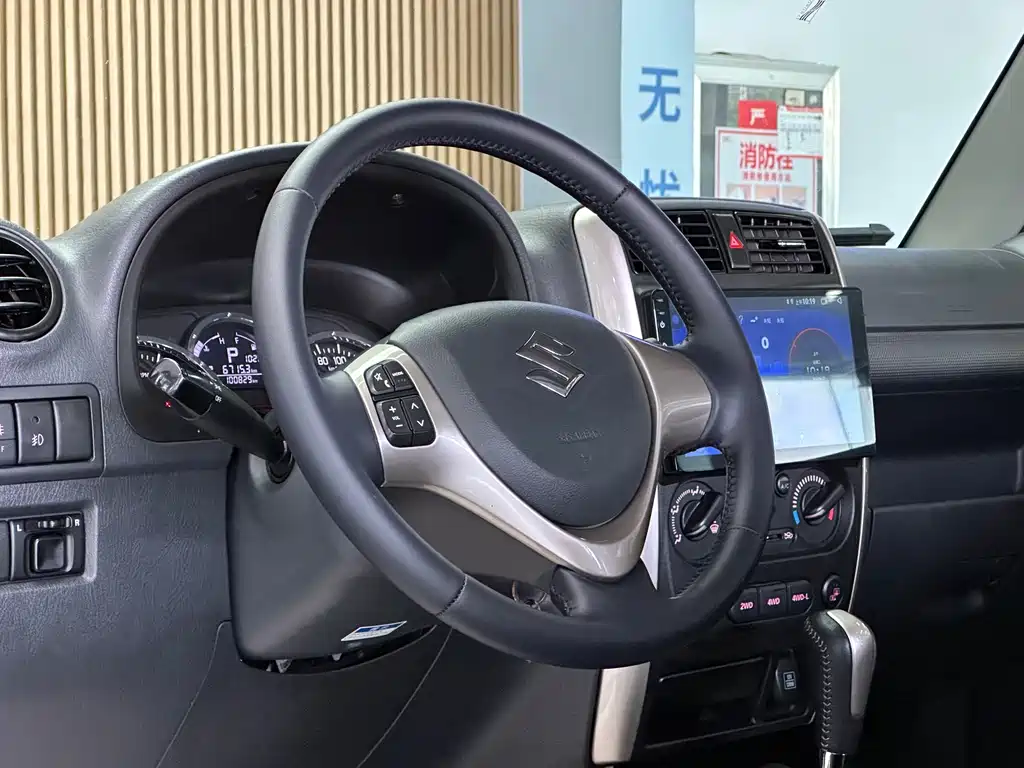 Suzuki Jimny 2017 — фото 8