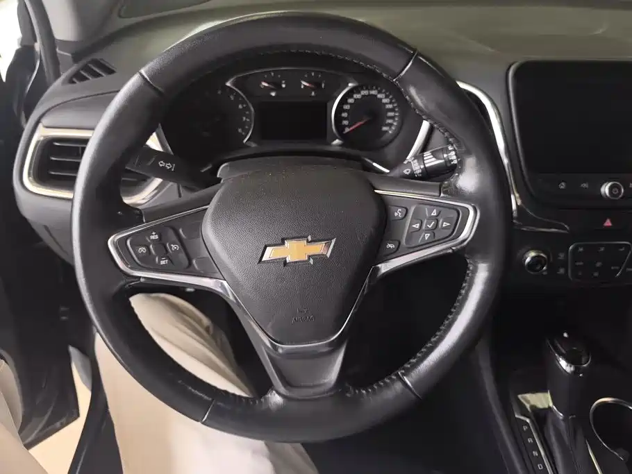 Chevrolet Equinox 2017 — фото 15