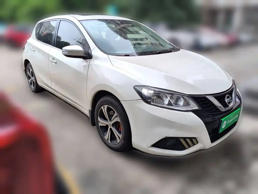 Nissan Tiida 2017 — фото 24