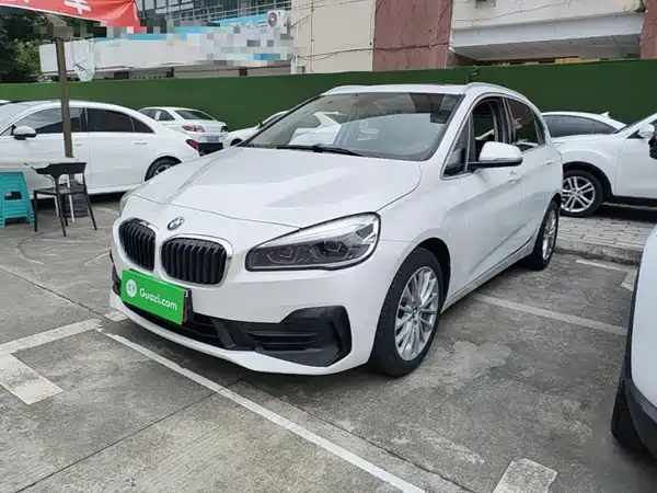BMW 2 Series Station Wagon 2019