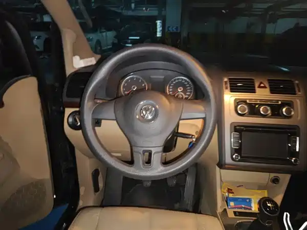 Volkswagen Touran 2015