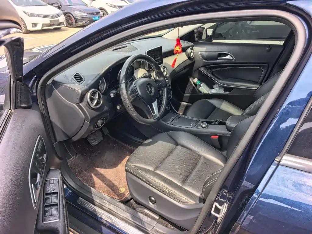 Mercedes-Benz GLA 2015 — фото 8