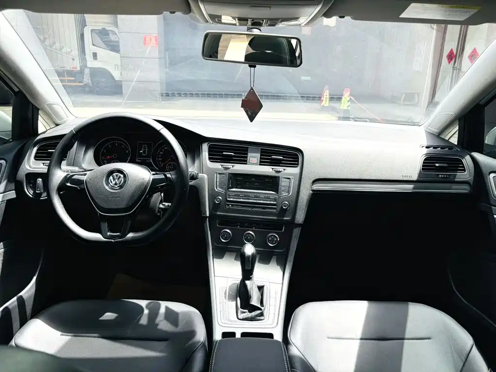 Volkswagen Golf 2015