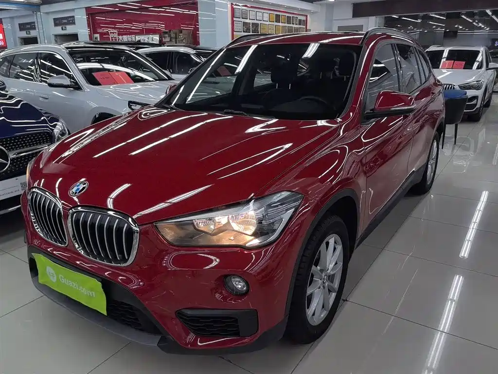 BMW X1 2019 — фото 1