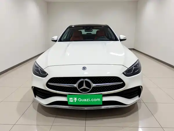 Mercedes-Benz C-Class 2024