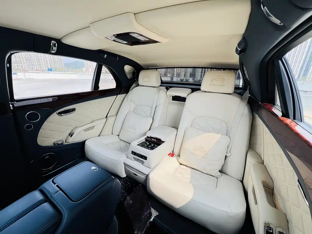 Bentley Mulsanne 2013 — фото 10