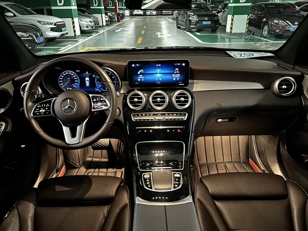 Mercedes-Benz GLC 2020 — фото 9